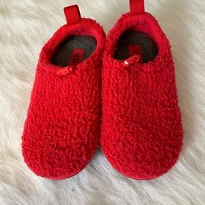 UGG Plushy Cherry Red Fleece Slippers size 6
